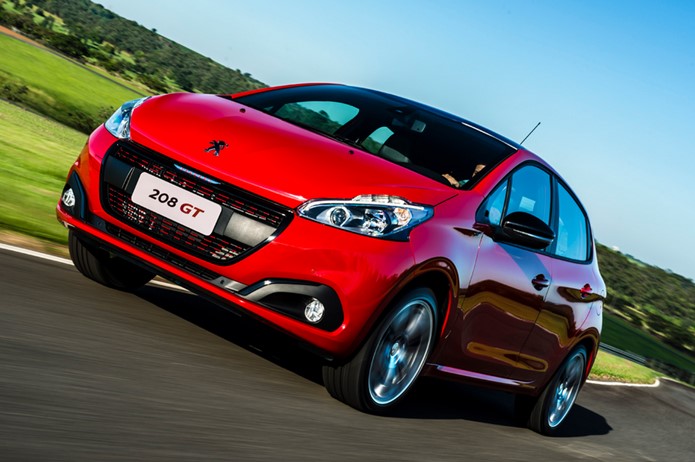 peugeot 208 2017