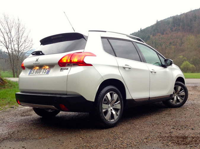 peugeot 2008 2014