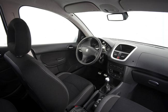 peugeot 207 interior / painel peugeot 207