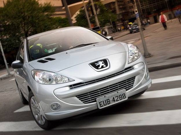 peugeot 207 hb 2012