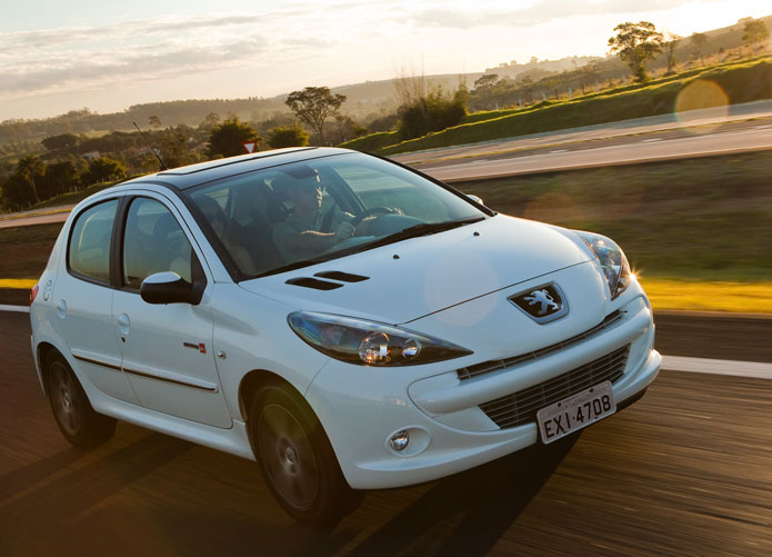 peugeot 207 quiksilver 2012