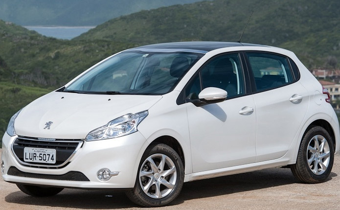 peugeot 208 allure 2014