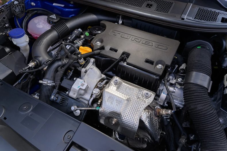 peugeot 208 turbo motor 1.0 t200 firefly