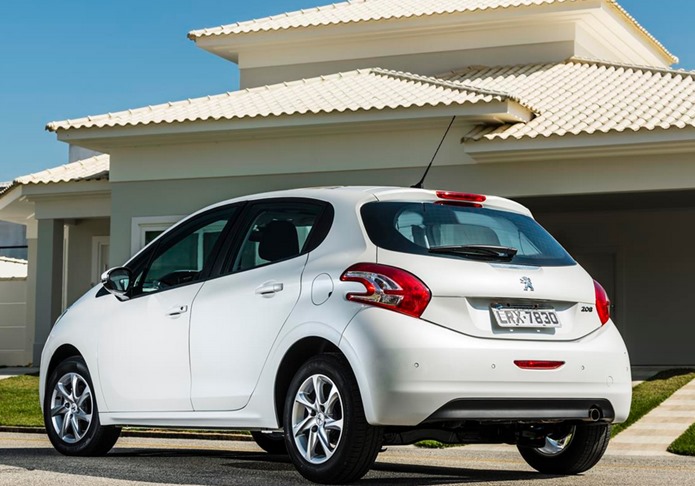 peugeot 208 2016 brasil branco traseira