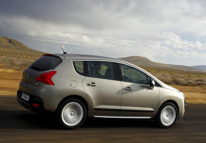 novo peugeot 3008 2011 traseira