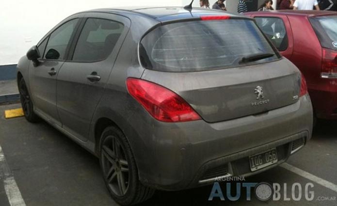 peugeot 308 2012 traseira