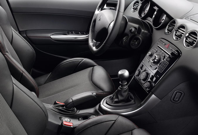 interior peugeot 308 gti