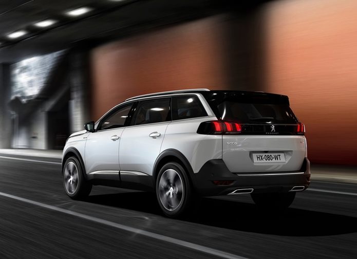 peugeot 5008 2018 traseira