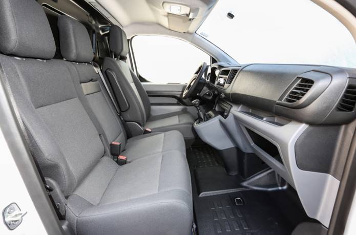 peugeot expert 2019 interior