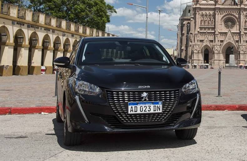 novo peugeot 208 2021 brasil