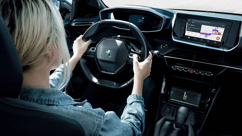 novo peugeot 208 2021 brasil interior