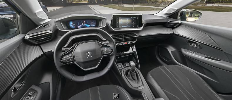 novo peugeot 208 interior painel