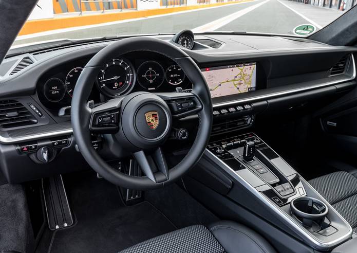 porsche 911 2020 interior painel