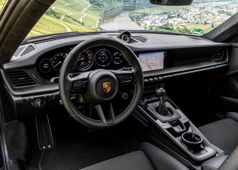 porsche 911 GT3 touring 2022 interior