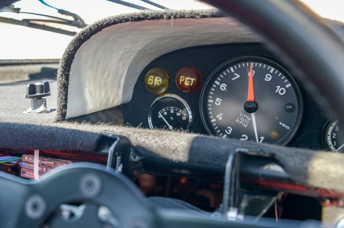 porsche 917k interior painel