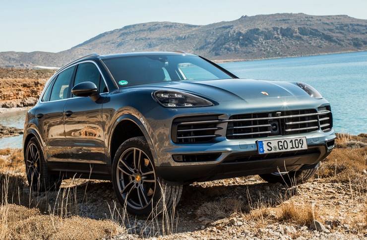 porsche cayenne 2021