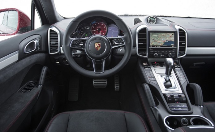 porsche cayenne gts 2015 interior painel