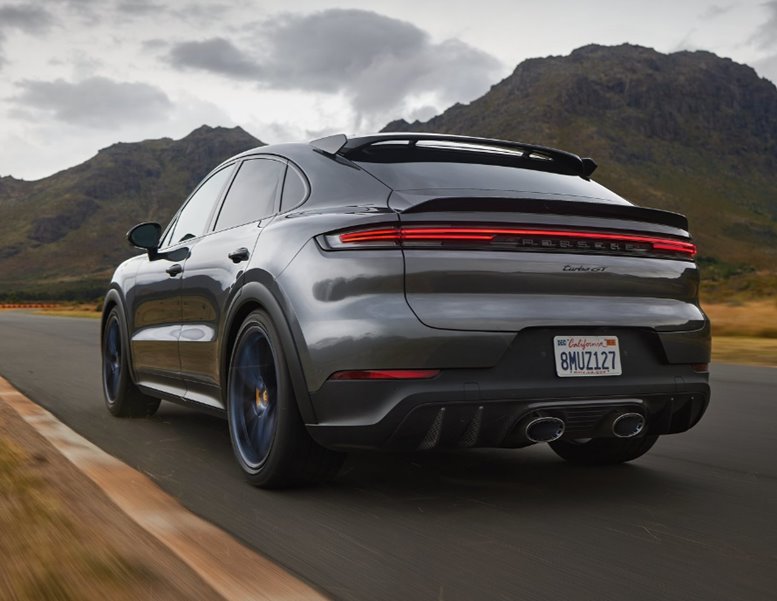 porsche cayenne turbo 2024