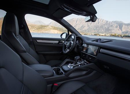 porsche cayenne 2019 interior