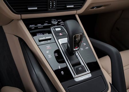 novo porsche cayenne 2019 console central botões e câmbio