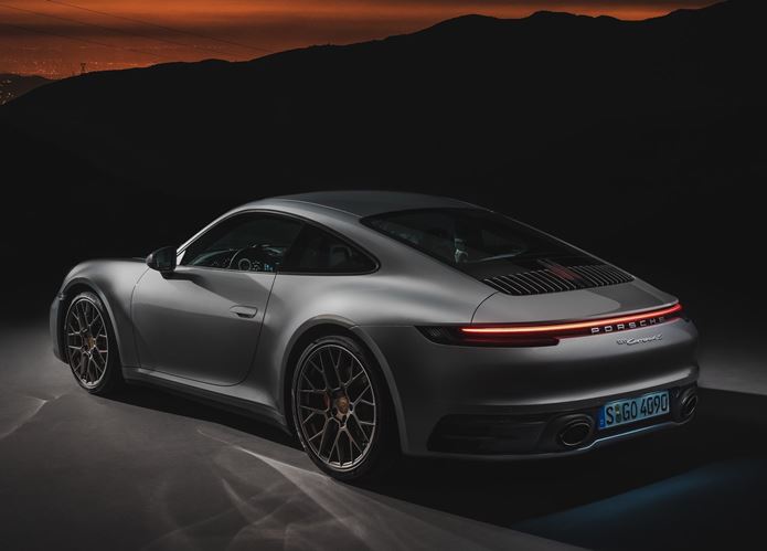 porsche 911 carrera 2019 2020 traseira