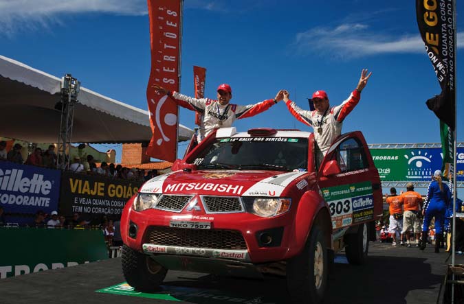 rally dos sertões 2010 guilherme spinelli e youssef Haddad mitsubishi L200 Triton RS Flex