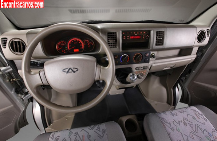 rely picape interior