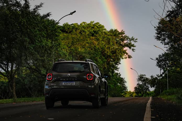 renault duster 2021 traseira