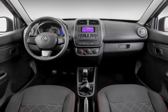 renault kwid zen interior