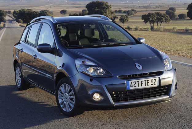 renault clio estate 2010