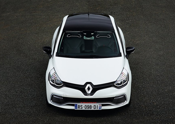 renault clio rs220 2015