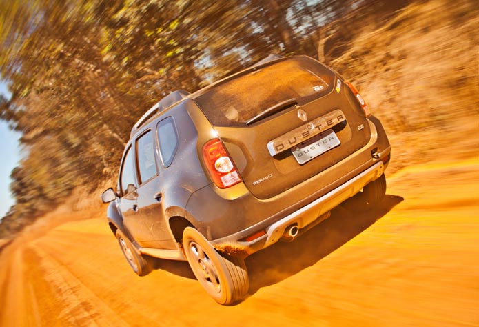 renault duster 4x4 traseira