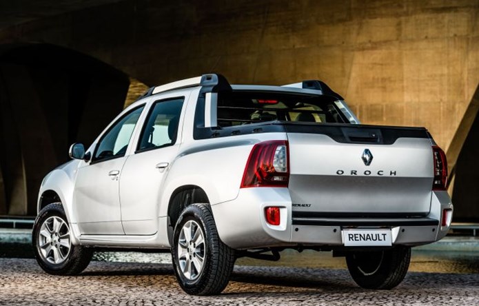 renault duster oroch dynamique 1.6 prata traseira