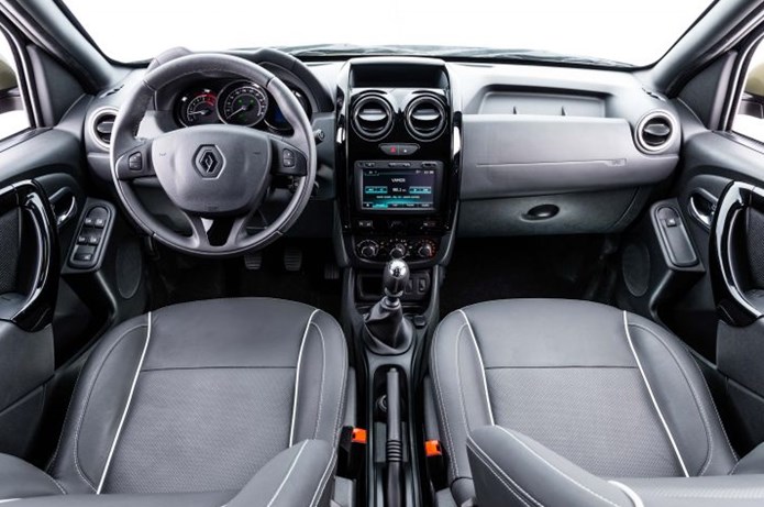 renault duster oroch interior painel