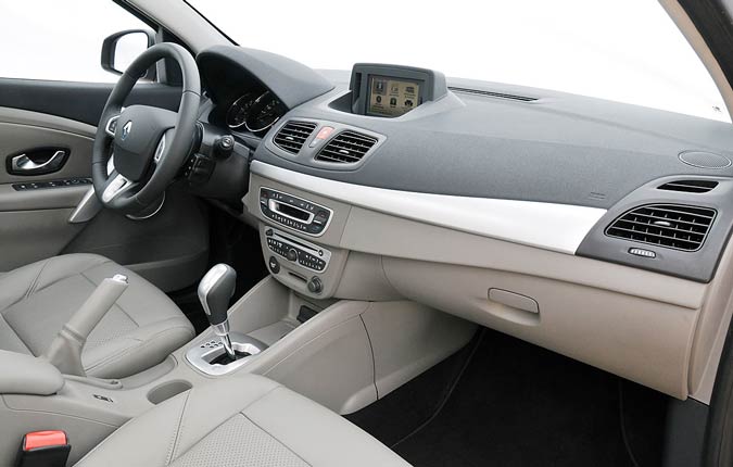 renault fluence interior painel