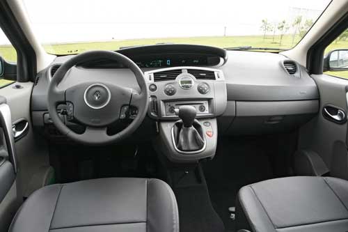 renault grand scenic interior