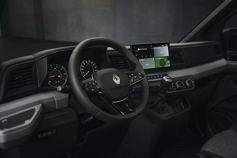 renault master 2024 interior painel