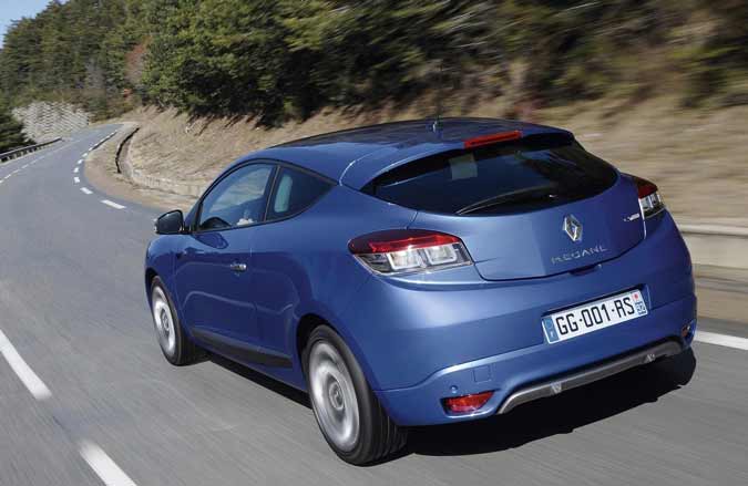 novo renault megane coupe gt