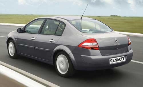 novo renault megane sedan 2009, o modelo acaba de passar por um reestilização na Europa