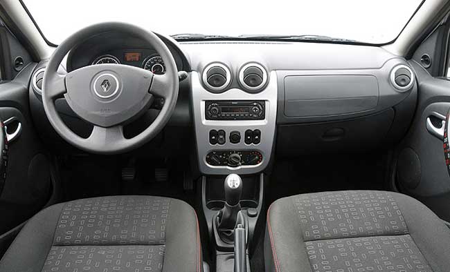 interior renault sandero vibe 2010