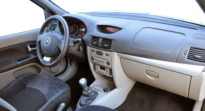 renault symbol 2013 interior