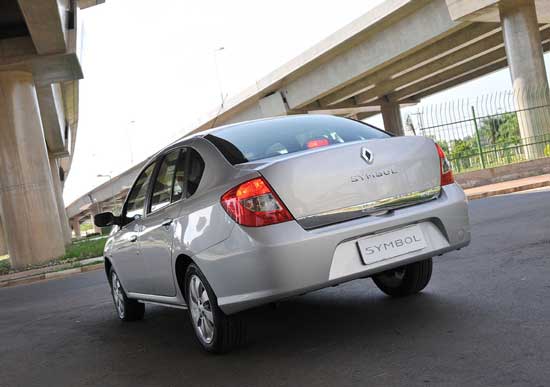Renault symbol 2009