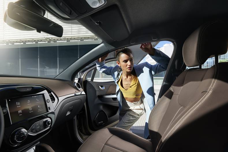 renault captur 2022 interior