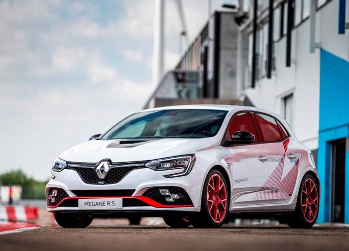 renault megane rs trophy 2020 2021