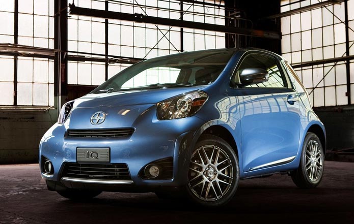 scion iq