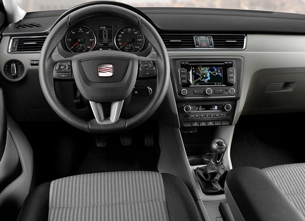 seat toledo 2013 interior