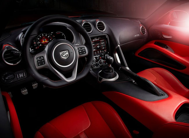 interior srt viper