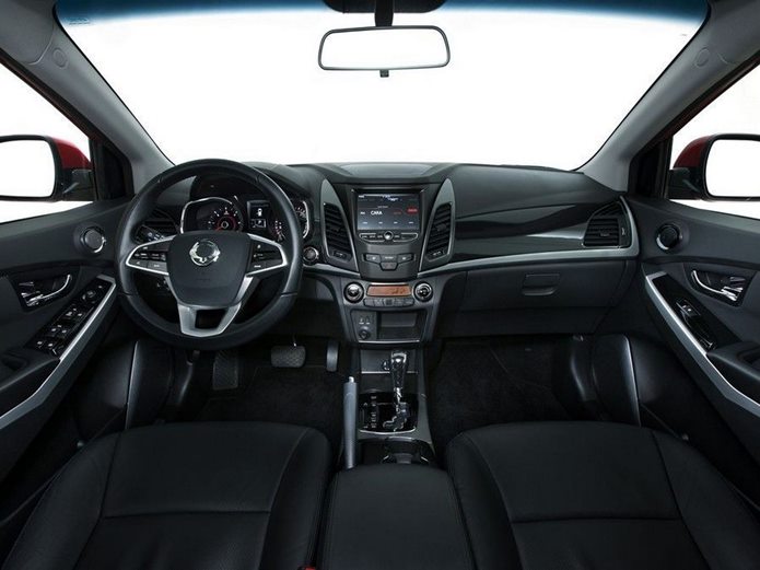 ssangyong korando 2018 interior painel