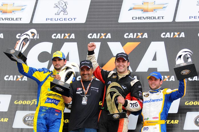 podio copa caixa stock car 2011 velopark
