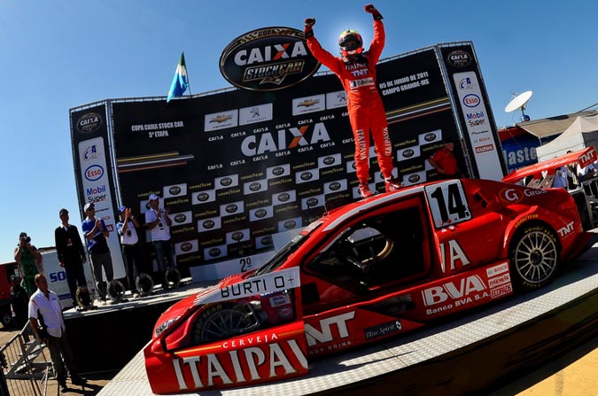 luciano burti stock car campo grande 2011